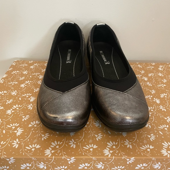 Romika Comfort Shoes Silver Leather Black Soles Support Cushioned Shoes Size 11 - Picture 9 of 9